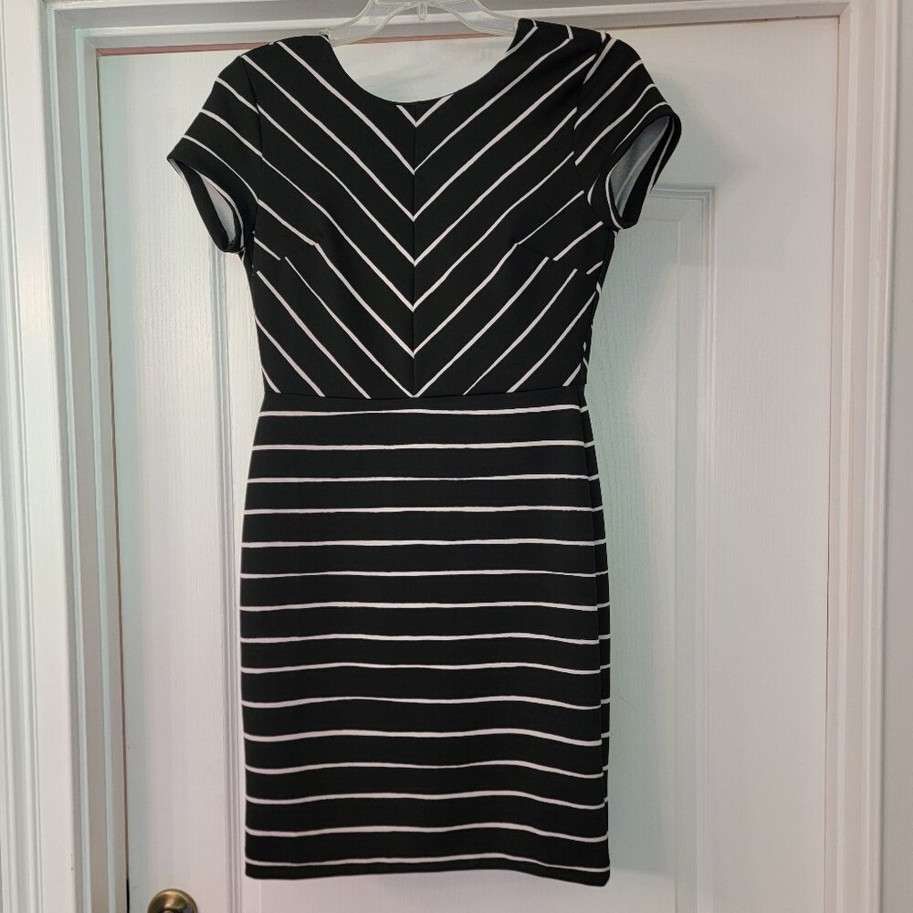 Black and White Banana Republic dress